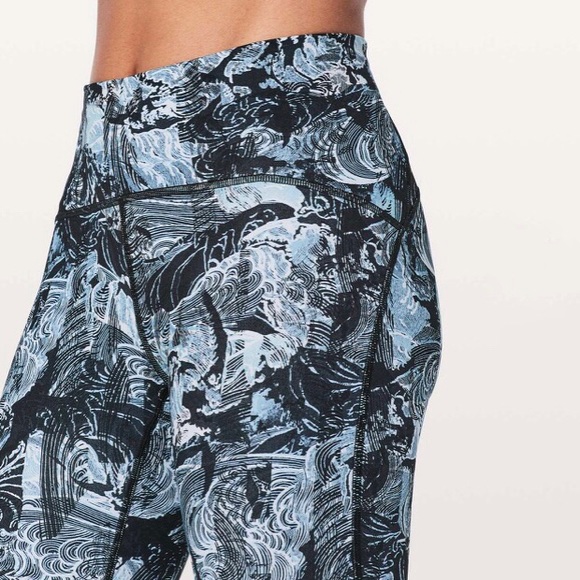 𝗟𝘂𝗹𝘂𝗹𝗲𝗺𝗼𝗻 𝗟𝗲𝗴𝗴𝗶𝗻𝗴𝘀 𝟳/𝟴 - Picture 5 of 6